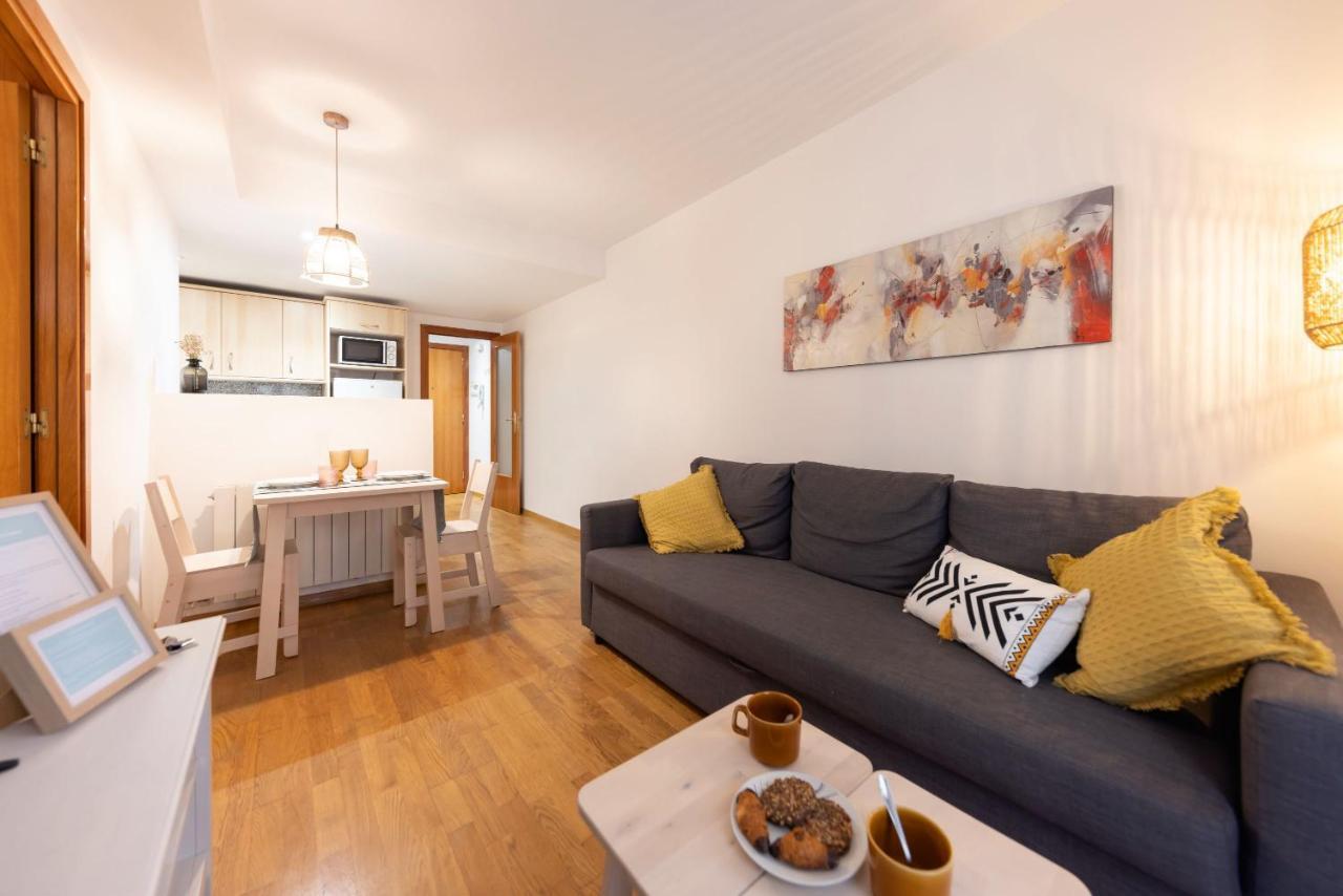 Bravissimo Sant Marti Apartment Girona Luaran gambar